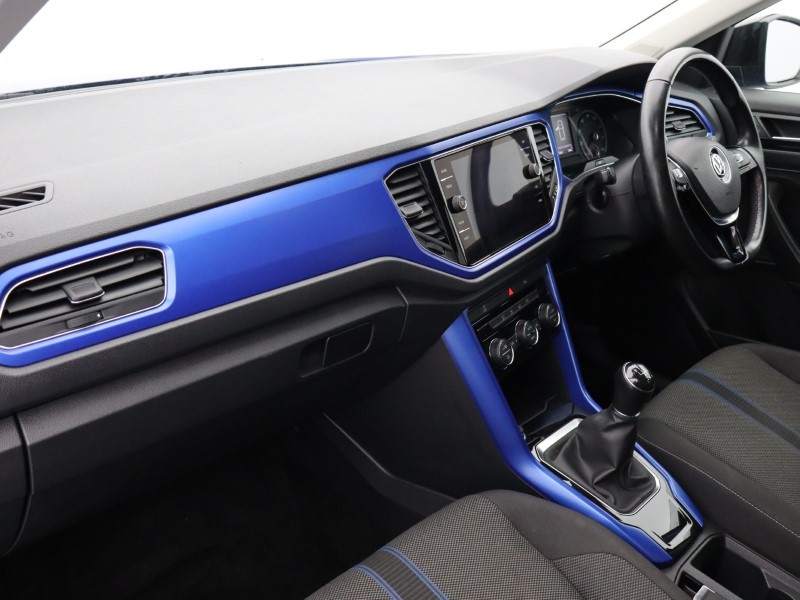 Used Volkswagen T-Roc 2018 for sale - 76981896: Photo 34