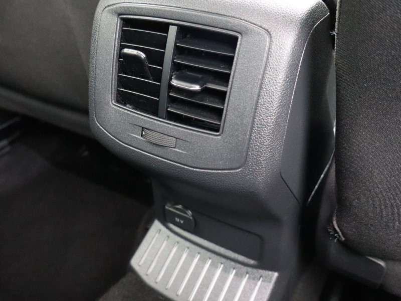 Used Volkswagen T-Roc 2018 for sale - 76981896: Photo 37