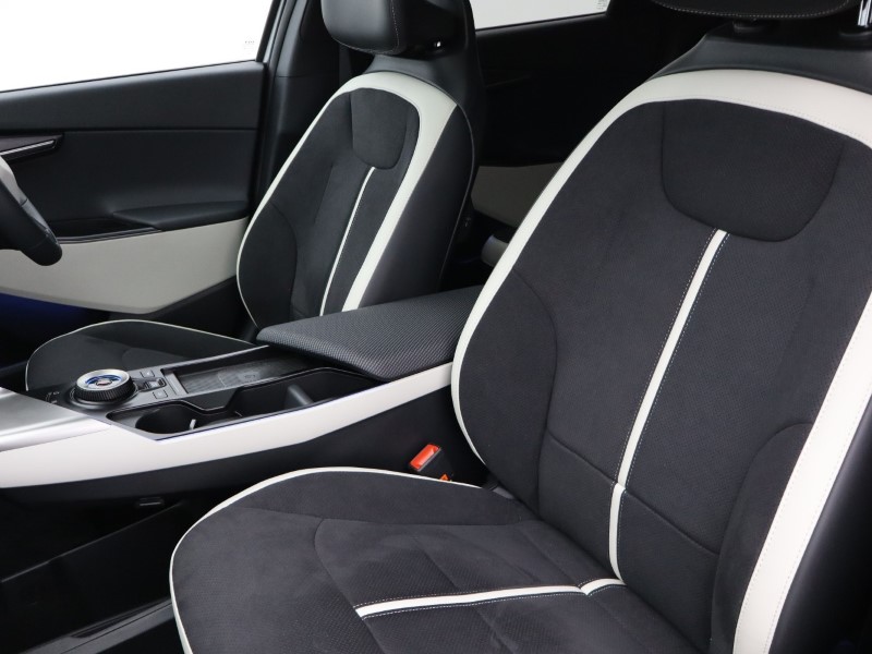 Used Kia EV6 2025 for sale - 76980822: Photo 3