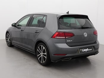 Used Volkswagen Golf 2019 for sale - 77274368: Photo