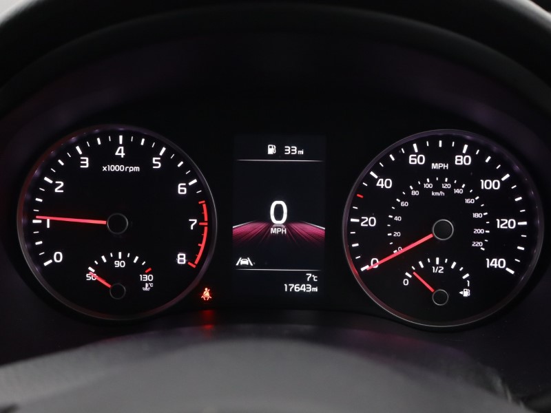 Used Kia Stonic 2023 for sale - 77619318: Photo 11