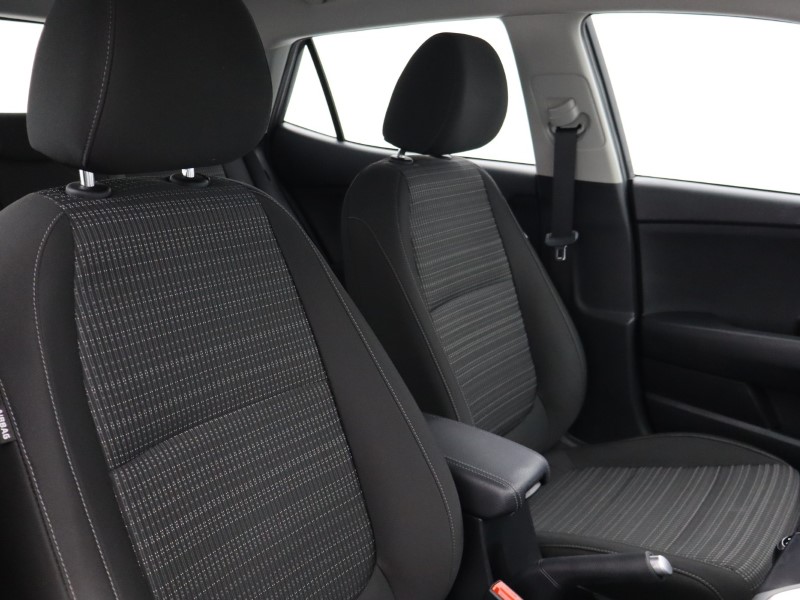 Used Kia Stonic 2023 for sale - 77619318: Photo 14