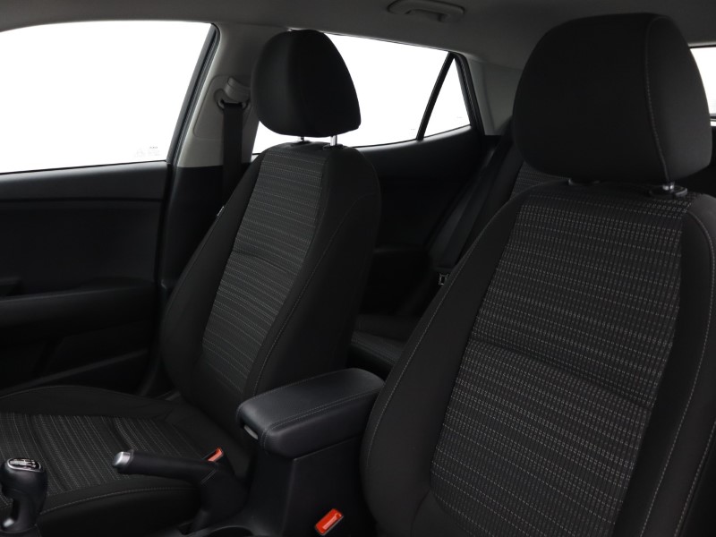 Used Kia Stonic 2023 for sale - 77619318: Photo 15