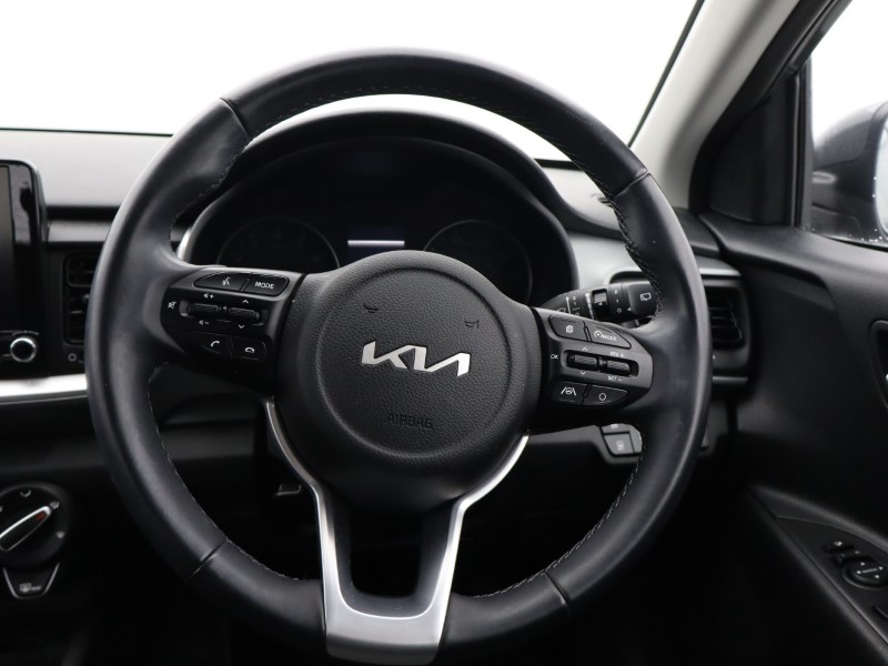 Used Kia Stonic 2023 for sale - 77619318: Photo 17