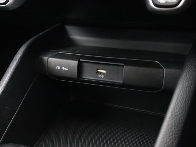 Used Kia Stonic 2023 for sale - 77619318: Photo 32