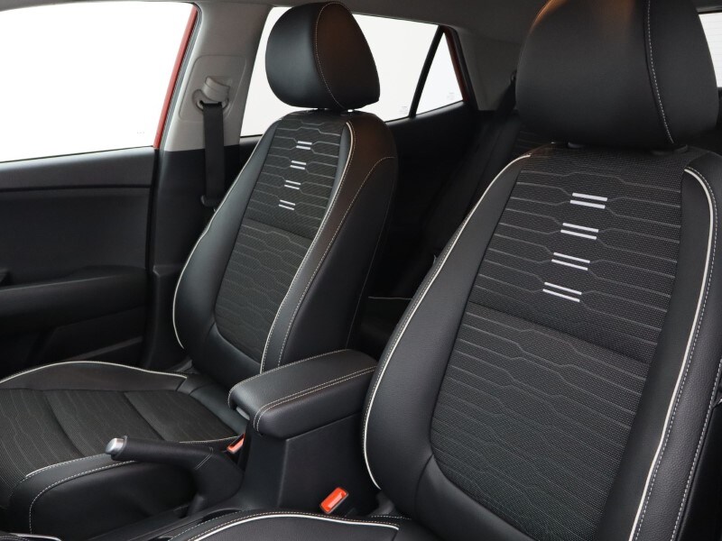 Used Kia Stonic 2023 for sale - 77997083: Photo 13