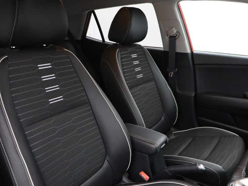 Used Kia Stonic 2023 for sale - 77997083: Photo 14