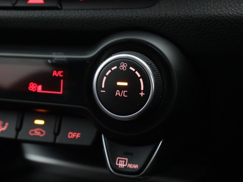 Used Kia Stonic 2023 for sale - 77997083: Photo 32