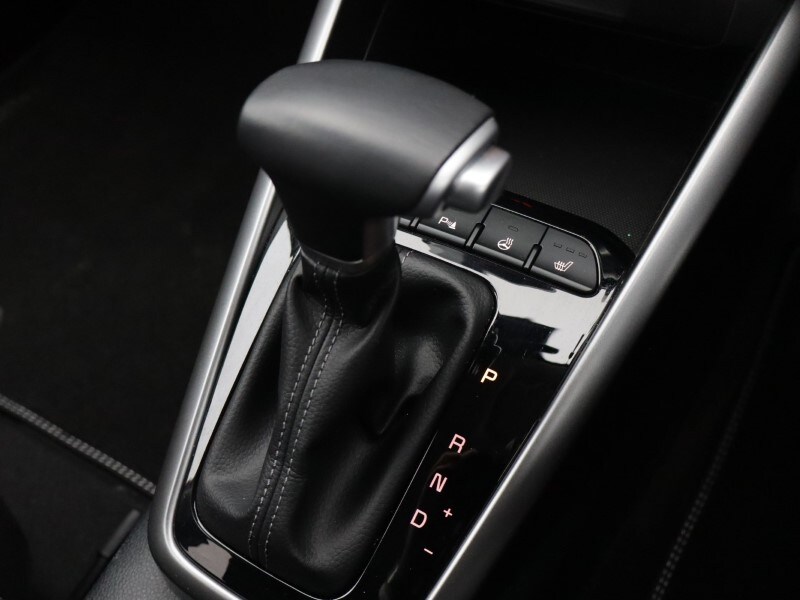 Used Kia Stonic 2023 for sale - 77997083: Photo 35