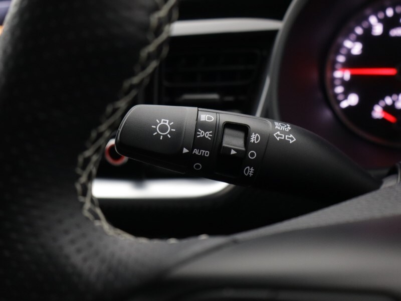 Used Kia Stonic 2023 for sale - 77997083: Photo 37