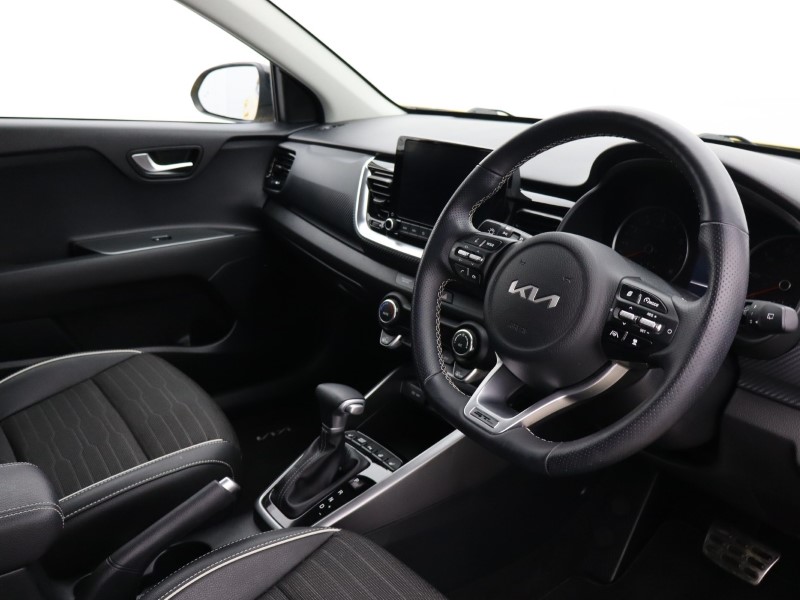 Used Kia Stonic 2024 for sale - 77570185: Photo 12