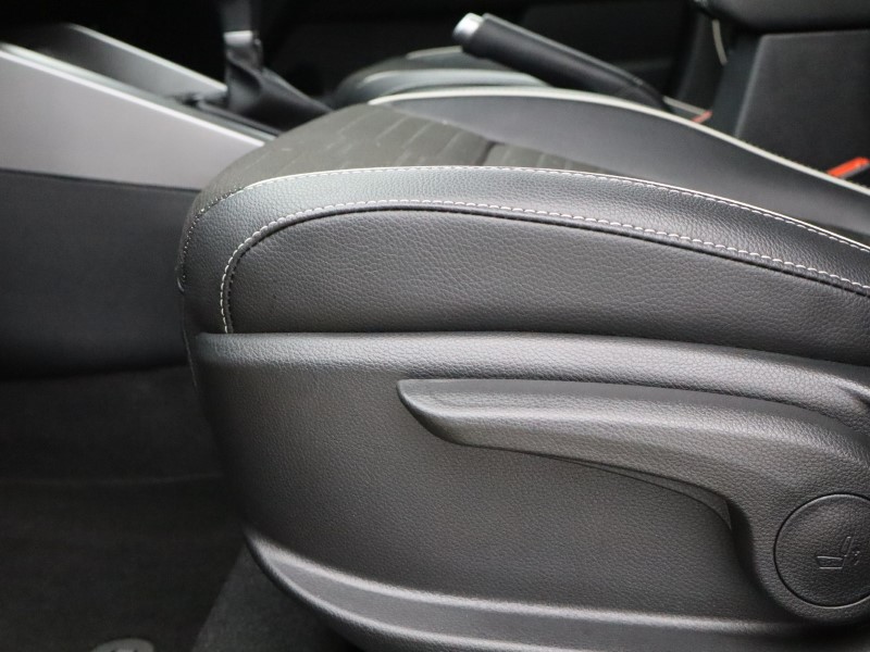 Used Kia Stonic 2024 for sale - 77570185: Photo 16