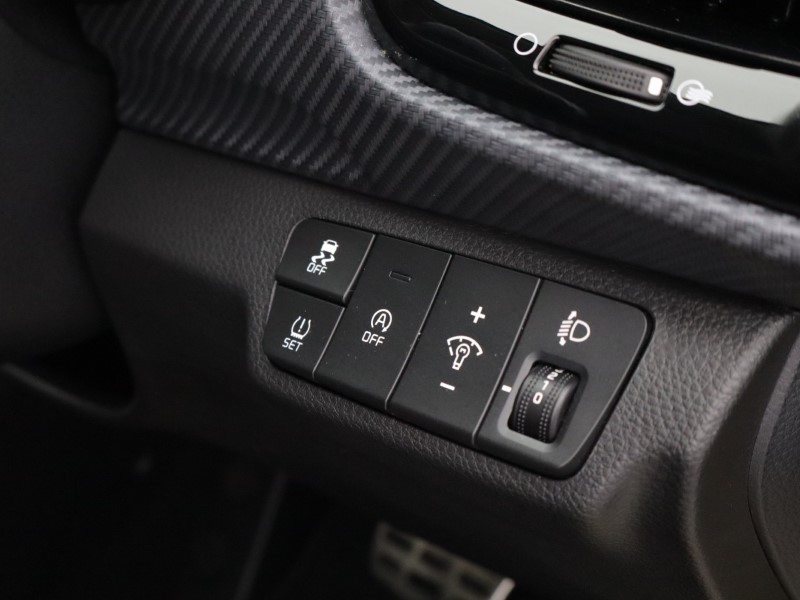 Used Kia Stonic 2024 for sale - 77570185: Photo 24