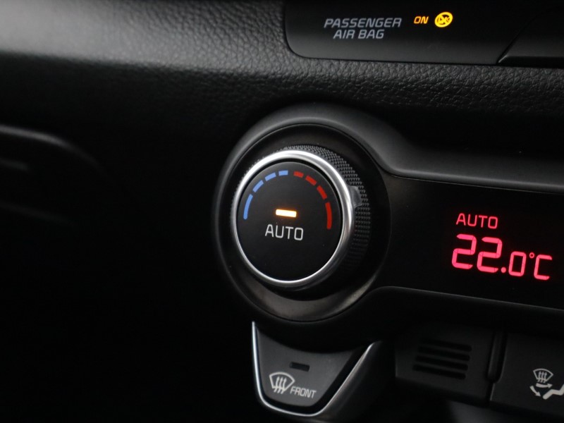 Used Kia Stonic 2024 for sale - 77570185: Photo 33