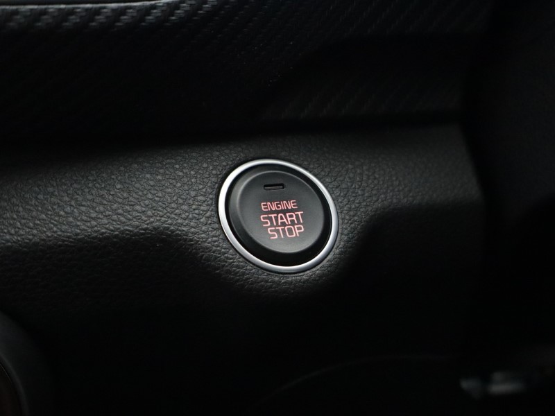 Used Kia Stonic 2024 for sale - 77570185: Photo 38