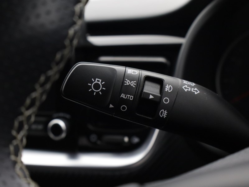 Used Kia Stonic 2024 for sale - 77570185: Photo 39