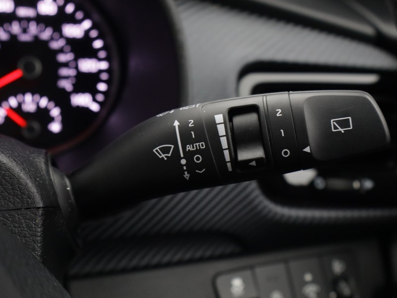 Used Kia Stonic 2024 for sale - 77570185: Photo 40