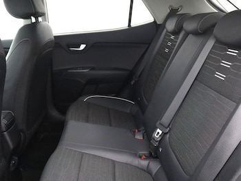 Used Kia Stonic 2021 for sale - 79448267: Photo
