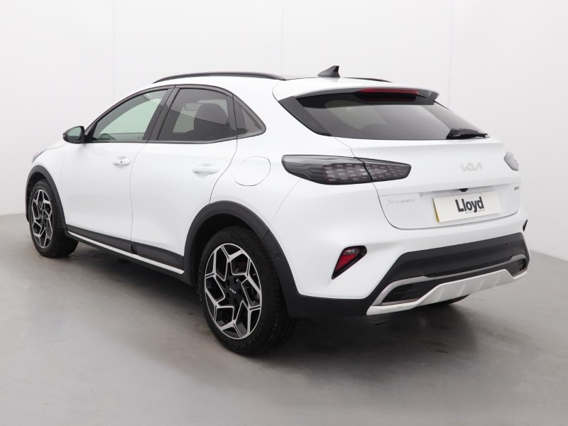 Used Kia XCeed 2023 for sale - 76982007: Photo 2