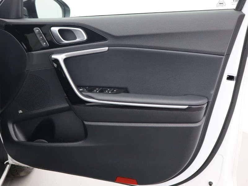 Used Kia XCeed 2023 for sale - 76982007: Photo 24