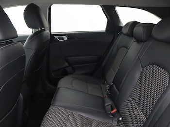 Used Kia Ceed 2023 for sale - 79274727: Photo
