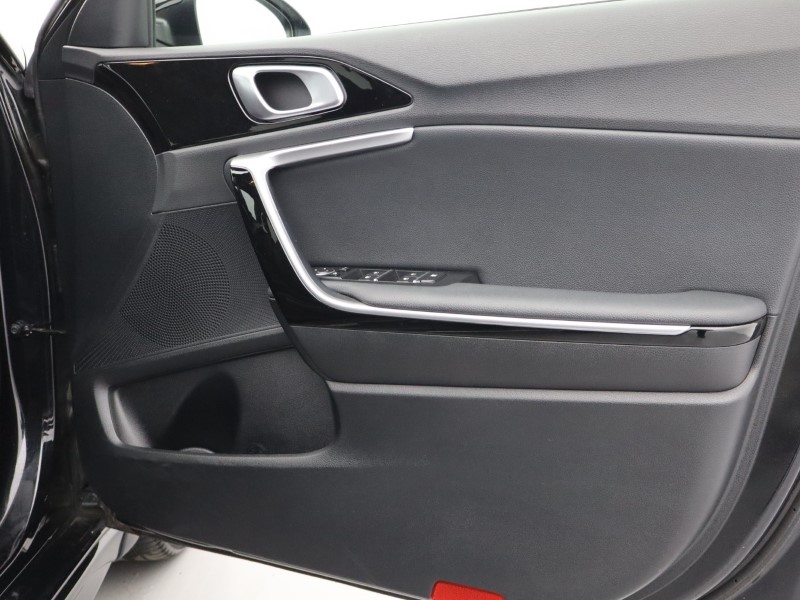 Used Kia Ceed 2025 for sale - 76981845: Photo 17