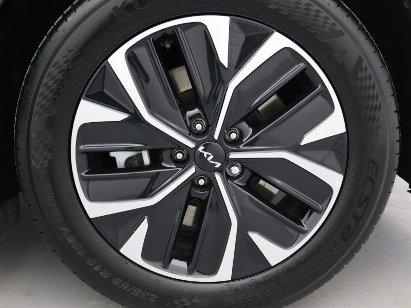 Used Kia EV6 2023 for sale - 77532280: Photo 5