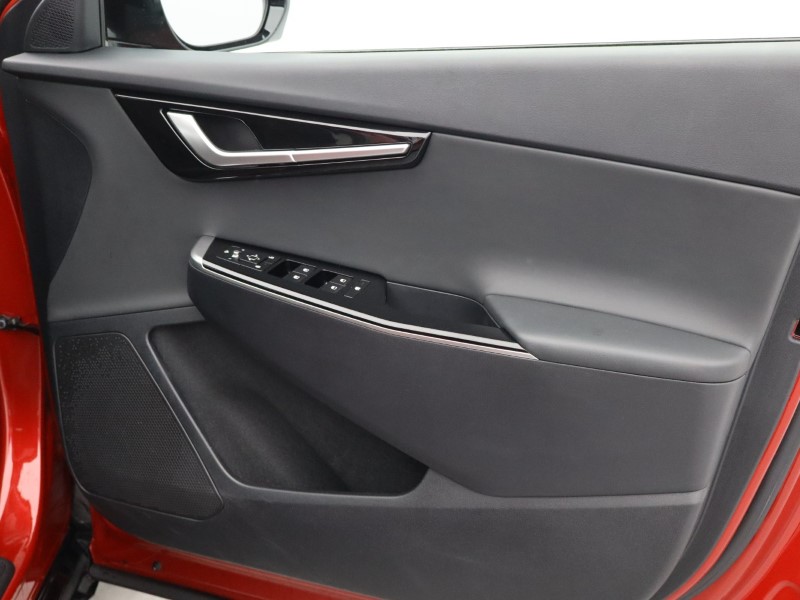 Used Kia EV6 2024 for sale - 77965399: Photo 17