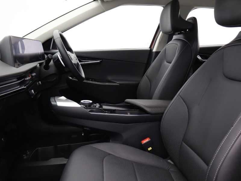 Used Kia EV6 2024 for sale - 77965399: Photo 3