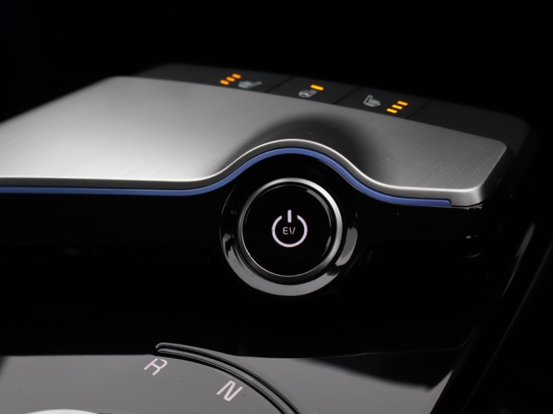 Used Kia EV6 2024 for sale - 77965399: Photo 31