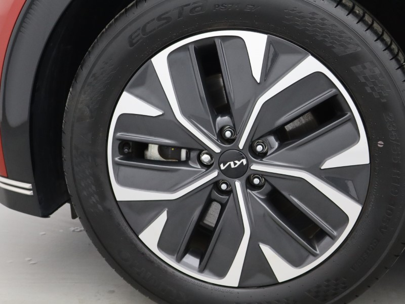 Used Kia EV6 2024 for sale - 77965399: Photo 8