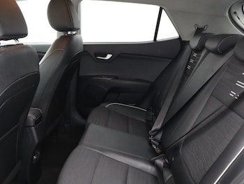 Used Kia Stonic 2023 for sale - 78509560: Photo