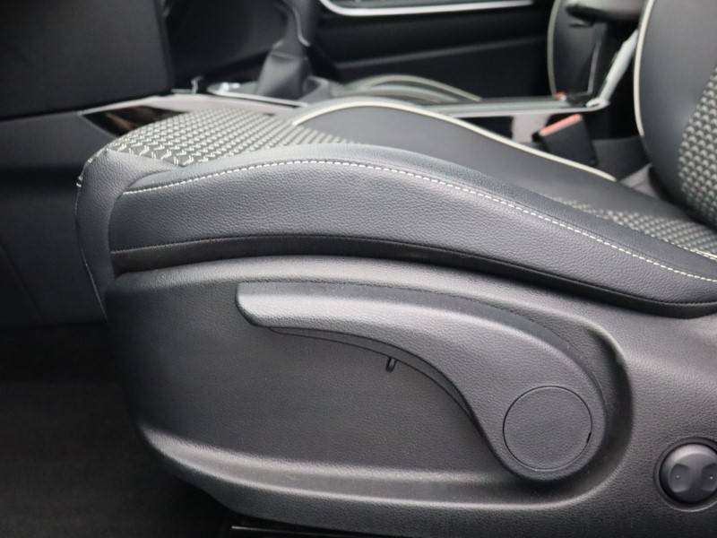 Used Kia XCeed 2023 for sale - 76981863: Photo 11