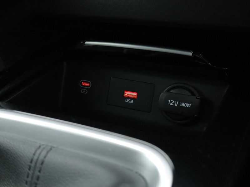 Used Kia XCeed 2023 for sale - 76981863: Photo 31