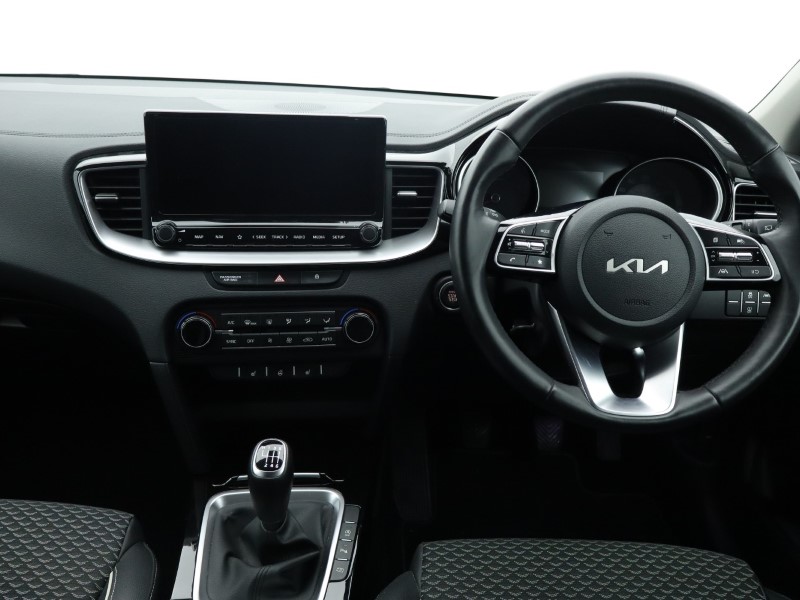 Used Kia XCeed 2023 for sale - 76981863: Photo 8