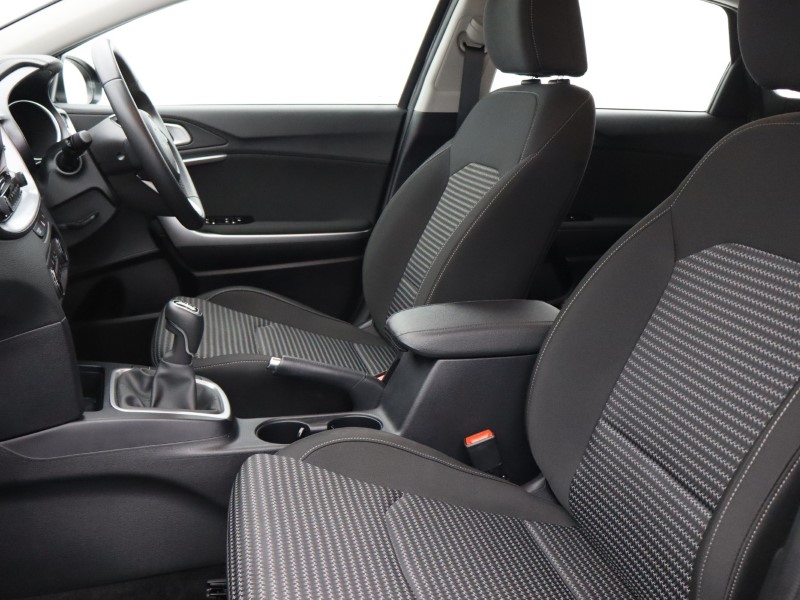 Used Kia Ceed 2025 for sale - 77983690: Photo 3