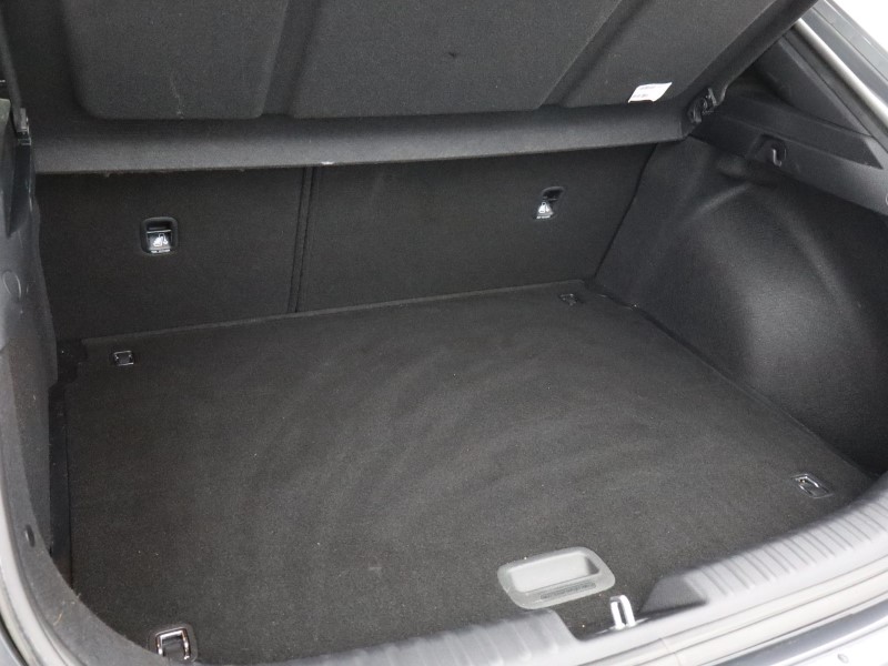 Used Kia XCeed 2023 for sale - 77950825: Photo 41