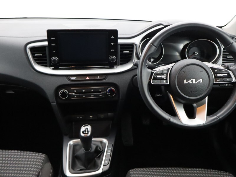 Used Kia XCeed 2023 for sale - 77997056: Photo 11