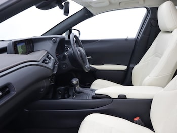 Used Lexus UX 2020 for sale - 79150236: Photo