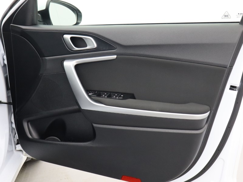 Used Kia Ceed 2022 for sale - 77151647: Photo 19