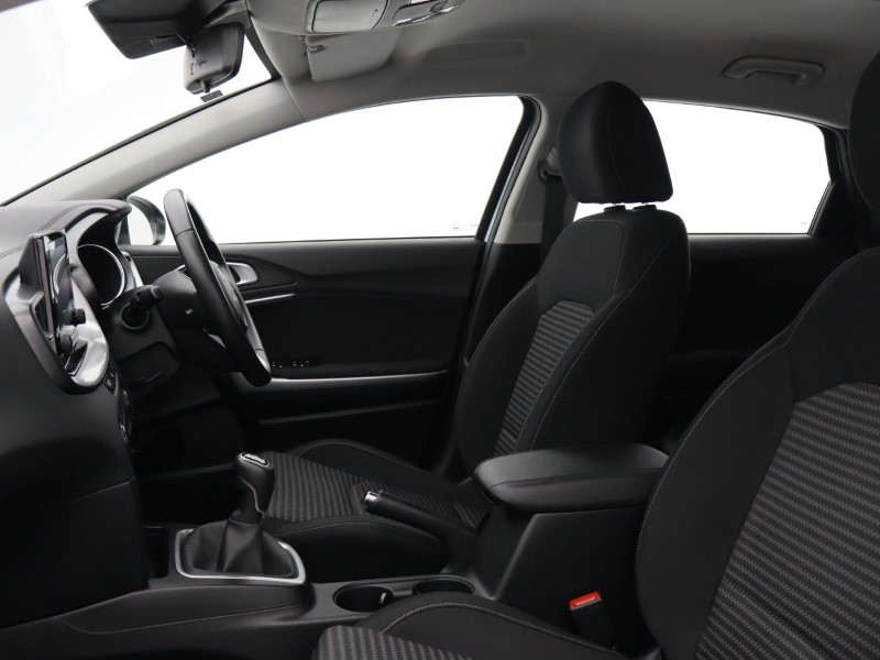 Used Kia Ceed 2022 for sale - 77151647: Photo 3