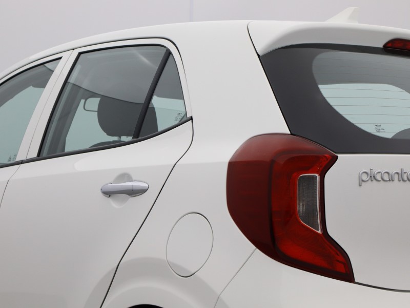 Used Kia Picanto 2023 for sale - 76981411: Photo 40