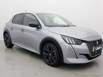 Used Peugeot 208 2023 for sale - 76982067: Photo