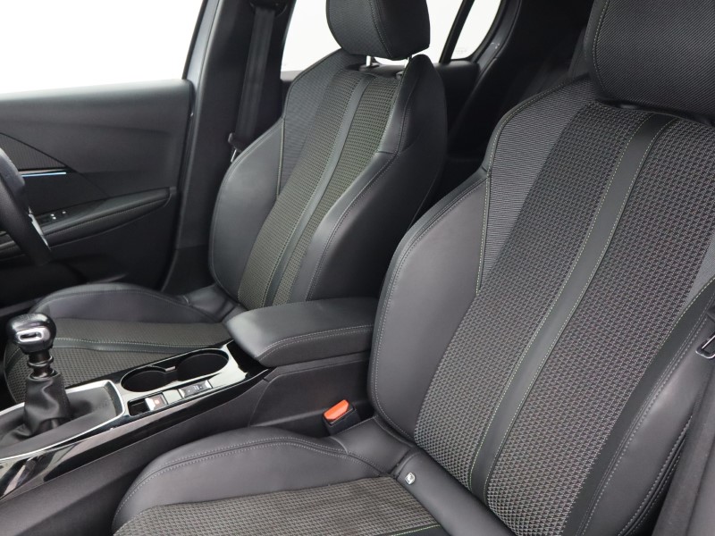 Used Peugeot 208 2023 for sale - 76982067: Photo 31