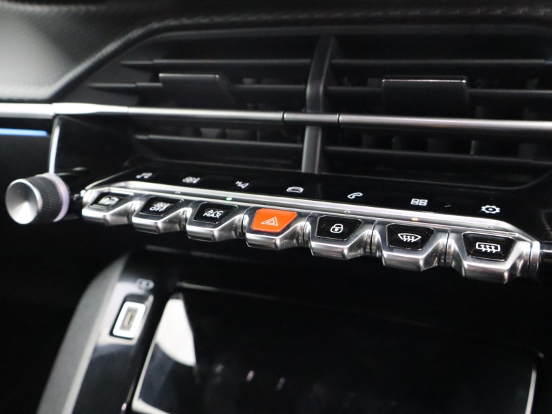 Used Peugeot 208 2023 for sale - 76982067: Photo 44