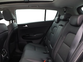 Used Kia Sportage 2019 for sale - 78630302: Photo