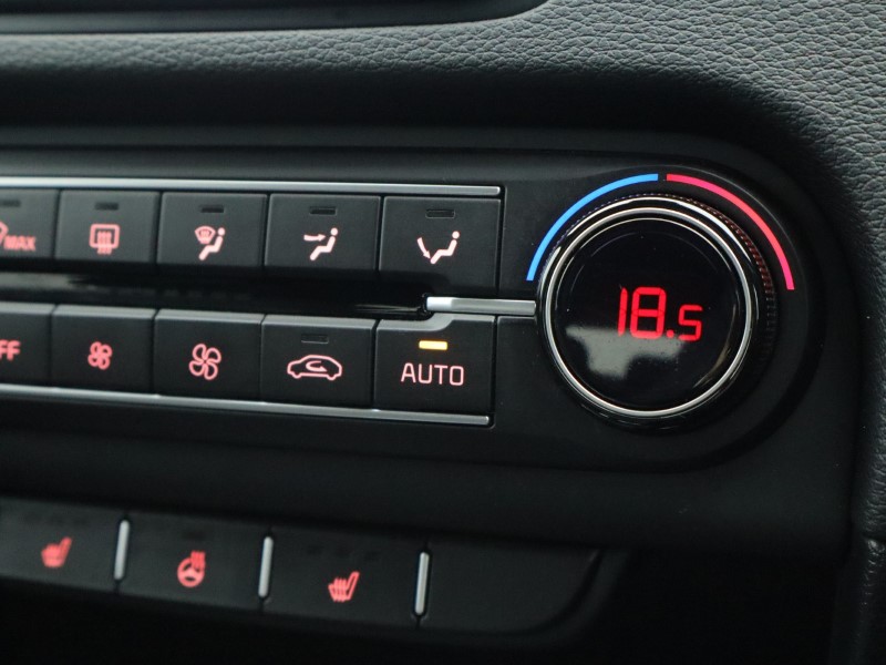 Used Kia XCeed 2023 for sale - 76981563: Photo 30