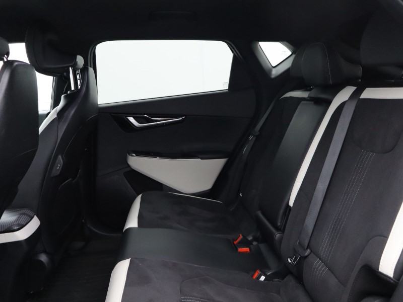 Used Kia EV6 2023 for sale - 77965403: Photo 4