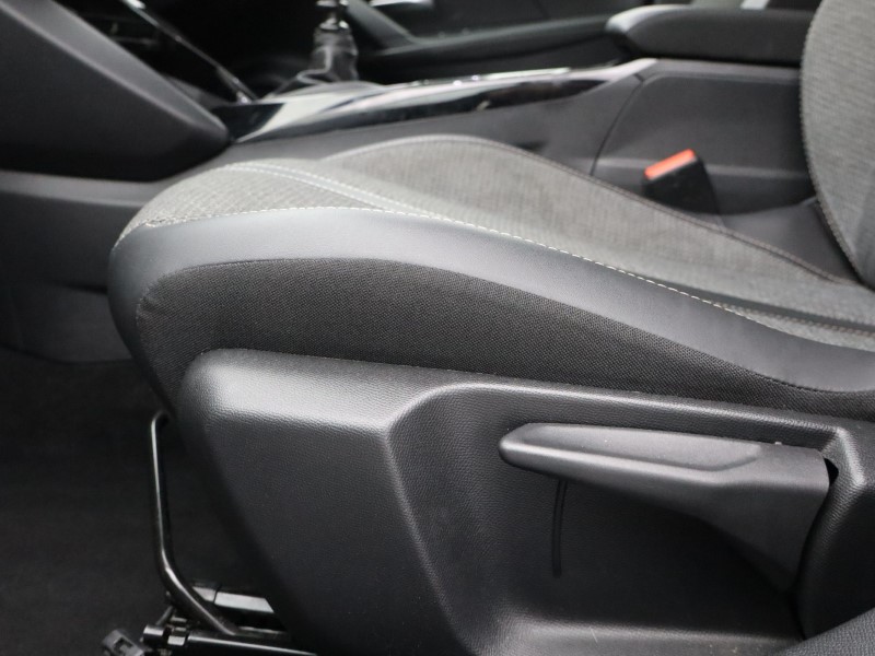 Used Peugeot 2008 2023 for sale - 76982024: Photo 12