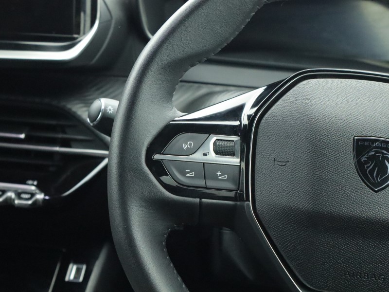 Used Peugeot 2008 2023 for sale - 76982024: Photo 15